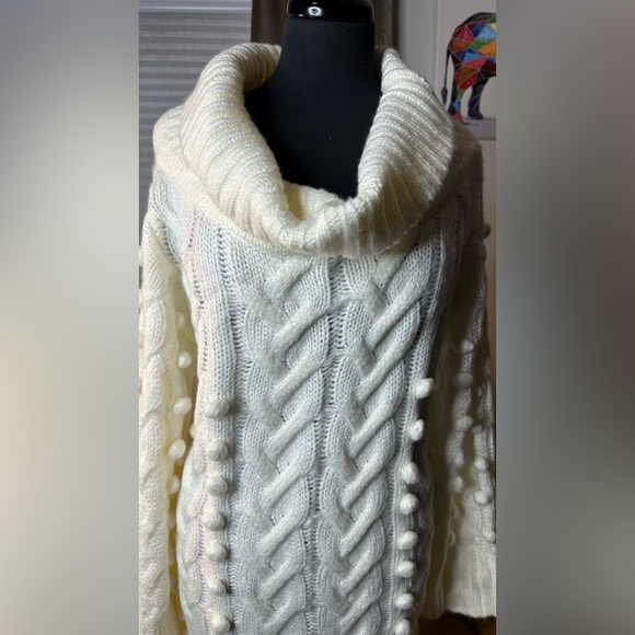 FARM Rio Cream Cable Knit Cowl Sweater - Picture 2 of 5